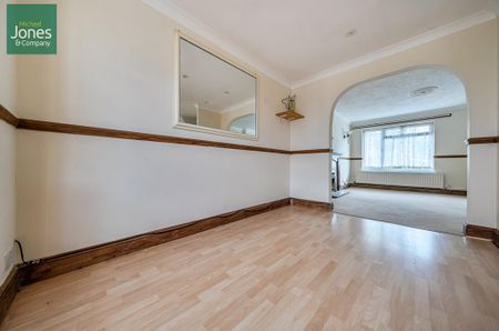 3 bedroom semi-detached house to rent - Photo 4