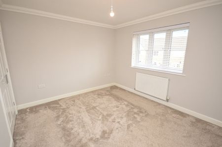 Horsford - Photo 3