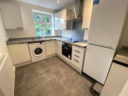 Badminton Road, Downend, Bristol, Gloucestershire, BS16 - Photo 4