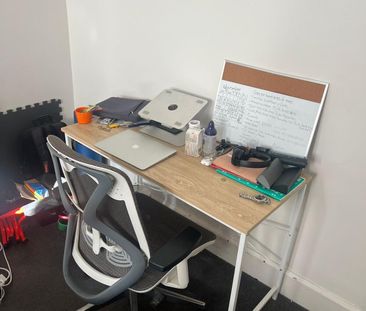 St Kilda East - Photo 5