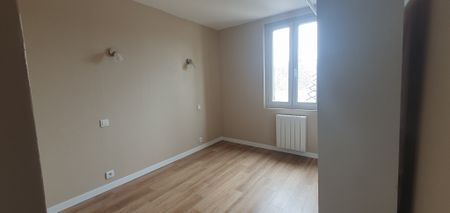 Maison 62.38 m² - 3 Pièces - Courville-Sur-Eure - Photo 3