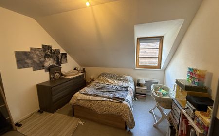 PONTARLIER - CENTRE VILLE - T2 DUPLEX - Photo 3