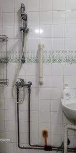 Ang Mo Kio Avenue 4 (Ang Mo Kio) - For Rent - Photo 4