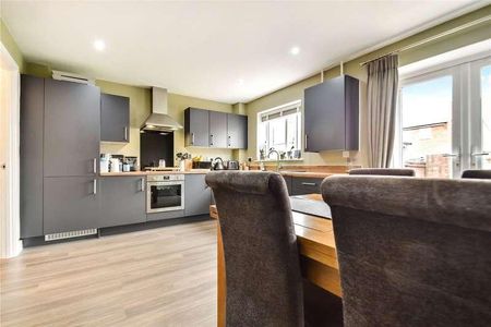 Centenary Way, Copcut, Droitwich Spa, Worcestershire, WR9 - Photo 2