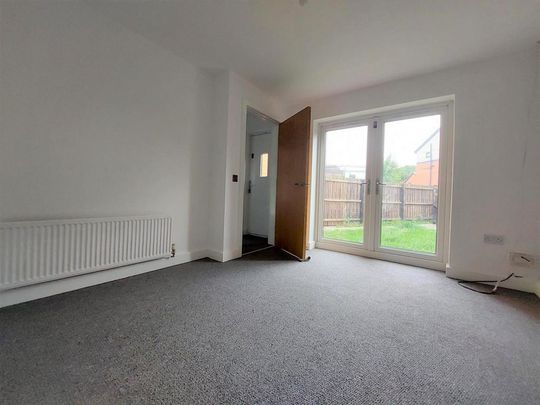 4 bedroom terraced house to rent - Photo 1