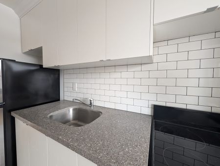 For Lease - 206 St George Street Unit# 303, Toronto, Ontario - Photo 3