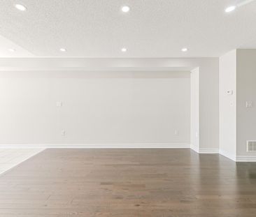 For Lease - 35 Finegan Circle, Brampton, Ontario - Photo 5