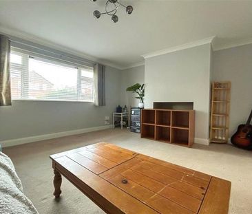 2 Bedroom Terraced To Let - Photo 2