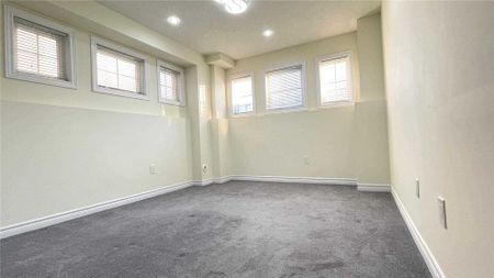 For Lease - 29 Sharbot Lane, Markham, Ontario - Photo 5