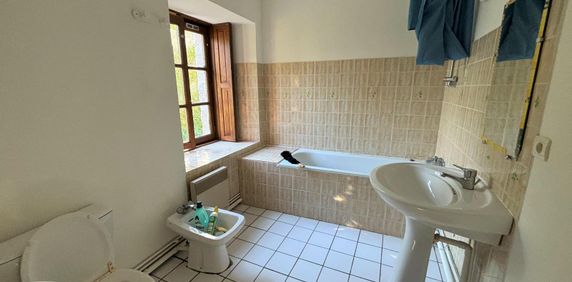 Location Appartement 2 pièces 50m² AIXE SUR VIENNE 87700 - Photo 2