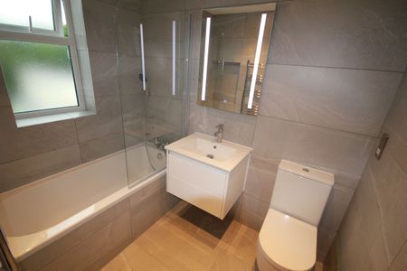 High Road, Bushey Heath, Bushey - Photo 5