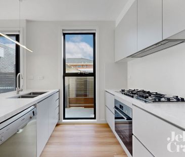 1/6 Wheeler Street, Ormond - Photo 1
