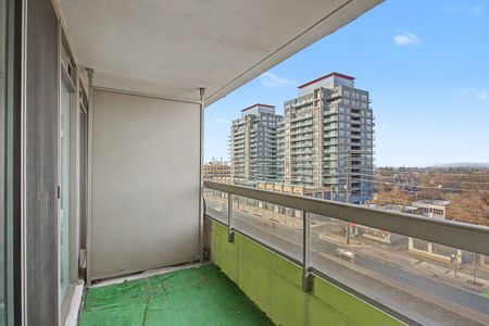 For Lease - 9 Northern Heights Drive Unit# 711, Richmond Hill, Ontario - Photo 5