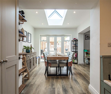 4 bedroom detached house to rent - Photo 4