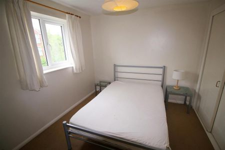 1 bedroom terraced house to rent - Photo 4