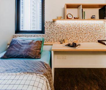 Double Room in 5-Bed Apartment with Courtyard - Photo 3