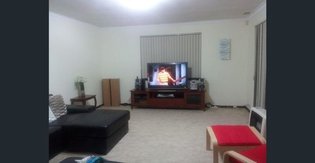 A lovely home for a family in RSHS, All Saints Zone! - Photo 1