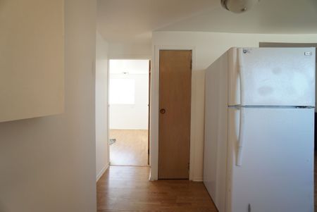 For Lease - 612 Russell Road Unit# Upper level, Clarence-Rockland, Ontario - Photo 2