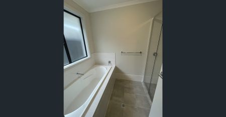 Fresh, Modern & Ready to Move In - Photo 5