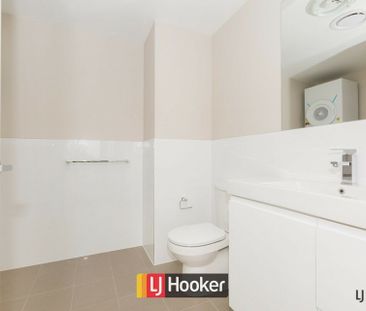 Convenient Location! - Photo 3
