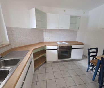 Lichtdurchflutete Wohnung mit Süd-Terrasse – Einziehen und Wohlfühlen! - Photo 2