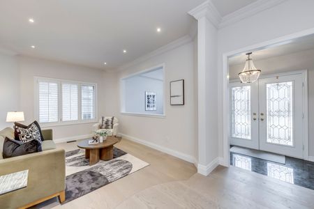 For Lease - 2201 Galloway Drive, Oakville, Ontario - Photo 4