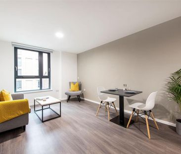1 bedroom in a flat share to rent - Photo 4