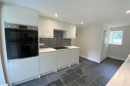 3 bedroom cottage to rent - Photo 2