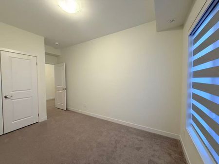 For Lease - 27 Harvey Bunker Crescent, Markham, Ontario - Photo 4