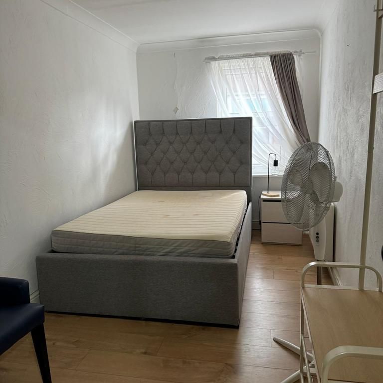 3 bedroom apartment to rent - Photo 1