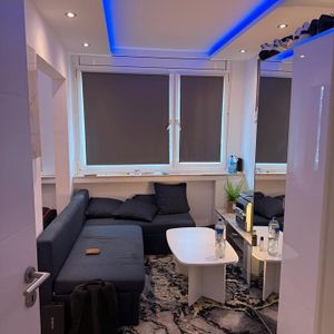 Ein Zimmer nur für ein Monat ab 24.12.25 - 31.01.26 - Photo 2