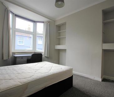 5 bedroom house share to rent - Photo 4