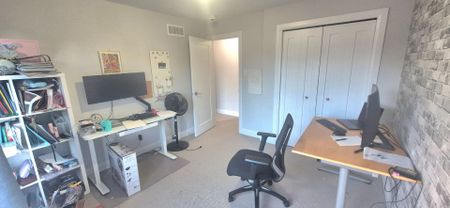 For Lease - 341 Haliburton Heights, Kanata, Ontario - Photo 2