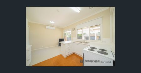 Renovated & Spacious Three-Bedroom Home in Prime Burwood Location - Photo 5