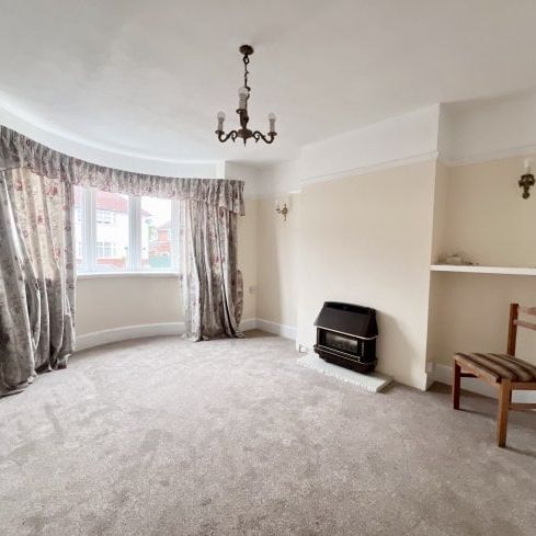 Dorothy Crescent, Worcester, WR3 - Photo 1
