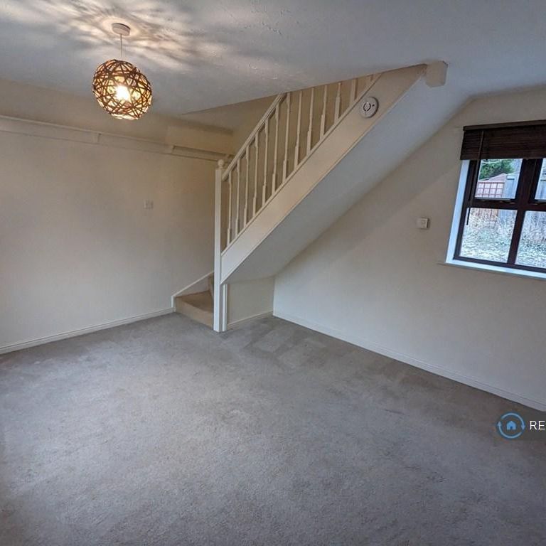 2 bedroom semi-detached house to rent - Photo 1