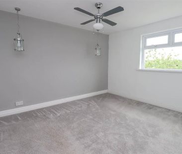 8 Cairnsmore Walk, Dundonald, Belfast, BT16 2SD - Photo 5