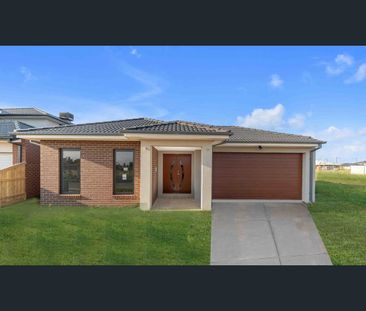 13 Ryland Circuit, Delahey, Vic 3037 - Photo 2
