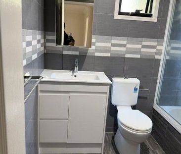 Recently Renovated Townhouse in Prime Kelvin Grove Location - Photo 4