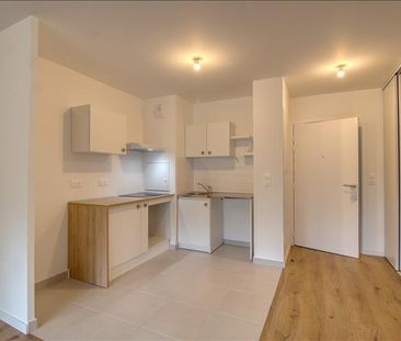 3 pièces - 70,28 m² - 5ème étage - Colocation non autorisée - Photo 1