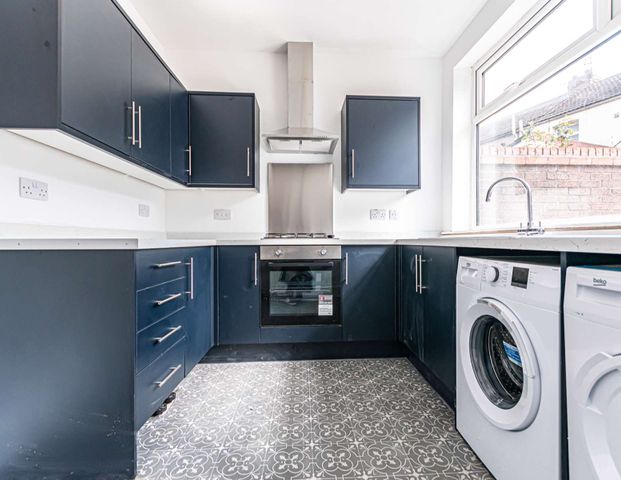 Breeze Hill Room 3 - Photo 1