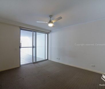 1 Bed 1 Bath UNFURNISHED Pet Friendly Air-conditioned Apartment at ... - Photo 2