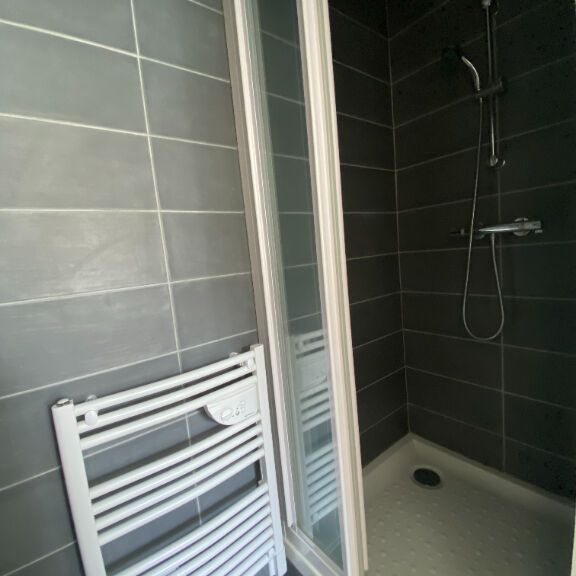 Location Appartement 3 pièces 64m² - Photo 1