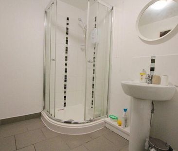 5 bedroom terraced house to rent - Photo 3