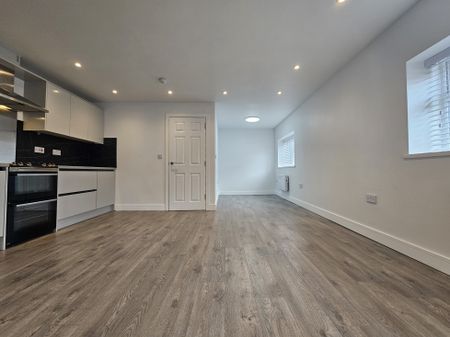 Elmhurst Road, Birmingham - Photo 5