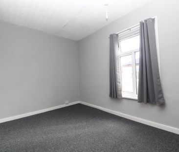 2 bedroom house to rent - Photo 2