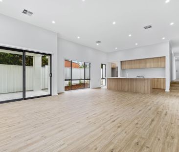 Stylish Family Living with Hills Views in Windsor Gardens - Photo 4