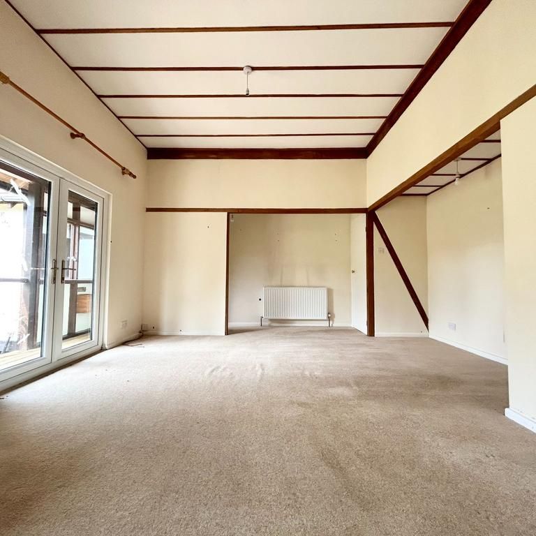 1 bedroom bungalow to rent - Photo 1