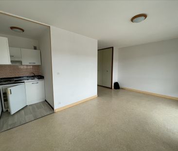 Location Appartement 1 pièce 27m² - Photo 3