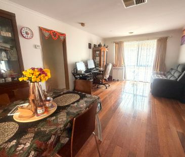 13 Dairyfarm Terrace, Hampton Park VIC - Photo 2